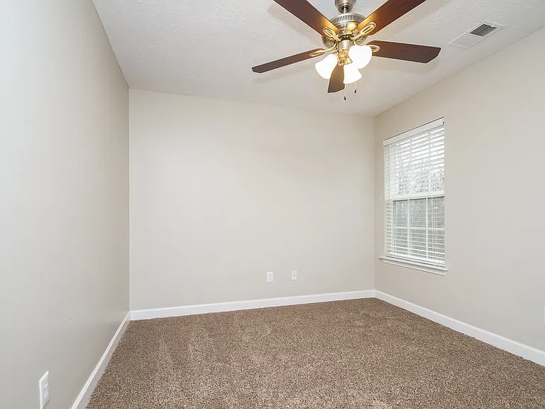 904 Summercrest Cv — Photo 8