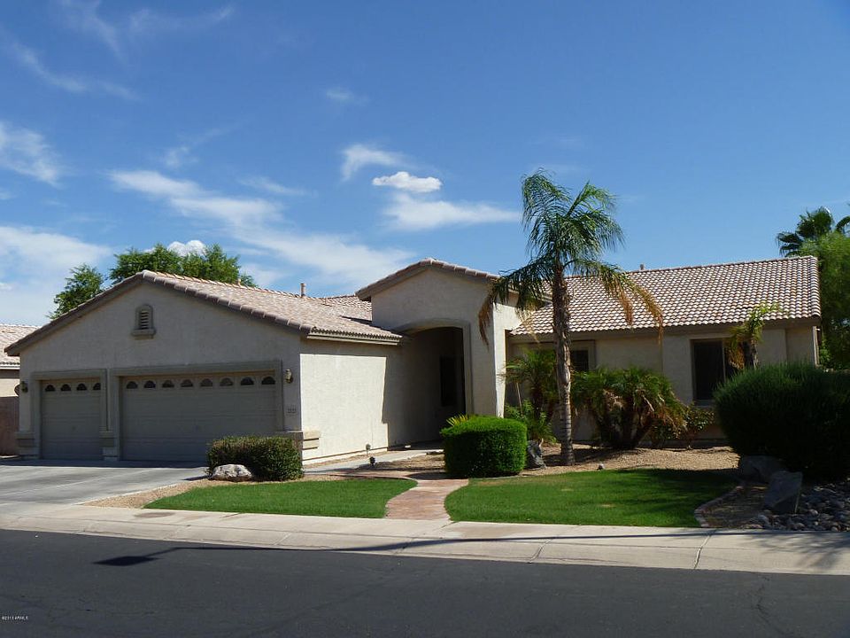 1st image of 2125 W Longhorn Dr