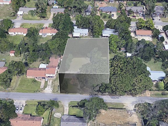 2nd image of 9731 Woodway Dr