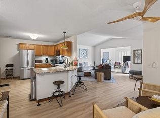 836 Roundhouse St, Shakopee, MN 55379