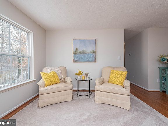 3rd image of 1463 Falcon Nest Ct