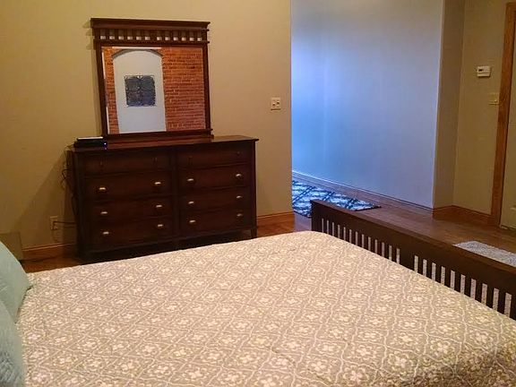 Queen bed and dresser
