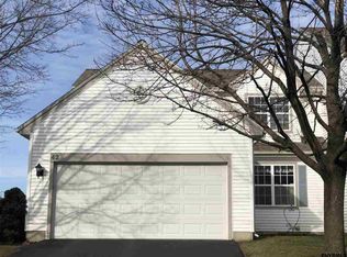 42 Empire Cir, Rensselaer, NY 12144