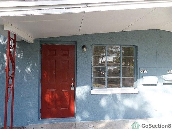4th image of 721 21st Ave S #A