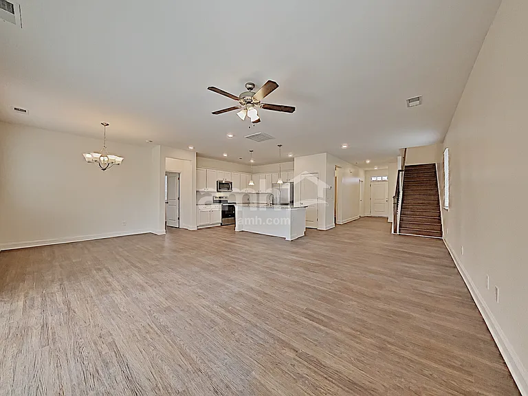 125 Hamilton Park Dr — Photo 9