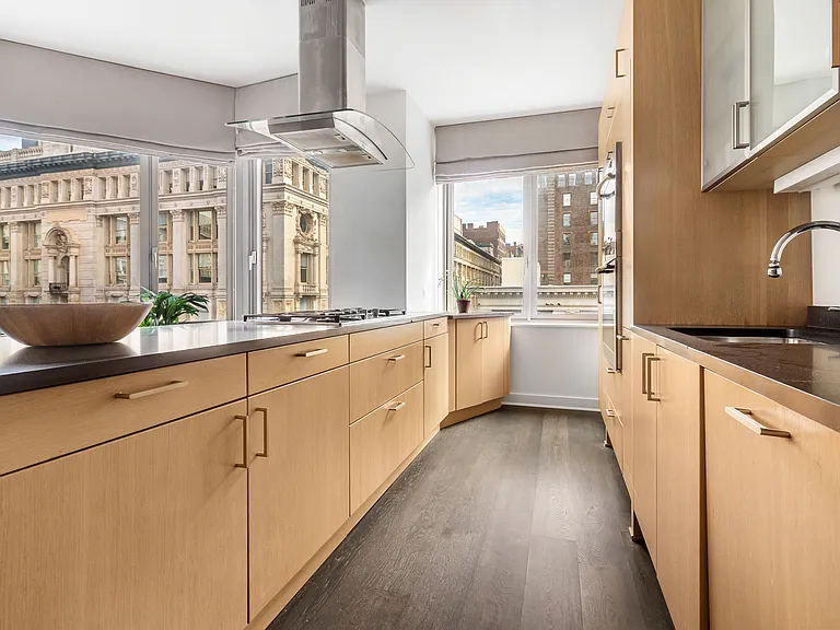 100 W 18th St #5C — Photo 9