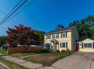 95 White Pkwy, North Smithfield, RI 02896
