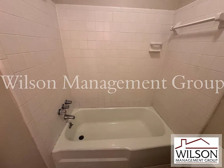 525 Georgetown Dr — Photo 16