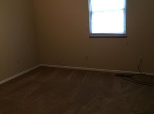 914 Bryant Rd APT B, Charleston, WV 25314