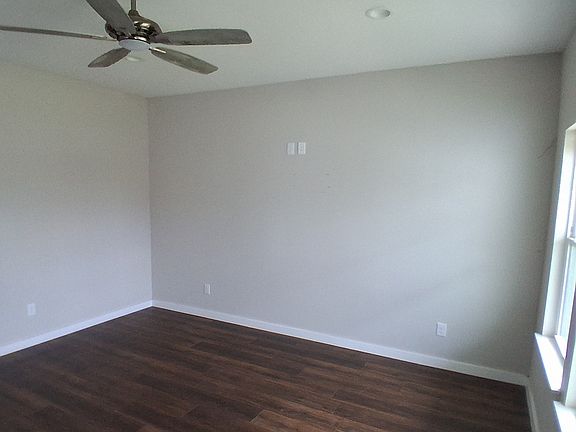 2nd image of 1904 Wesley St