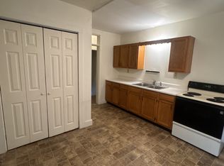 143 S Main St #C, Manheim, PA 17545