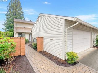 9440 SW Lakeside Dr, Tigard, OR