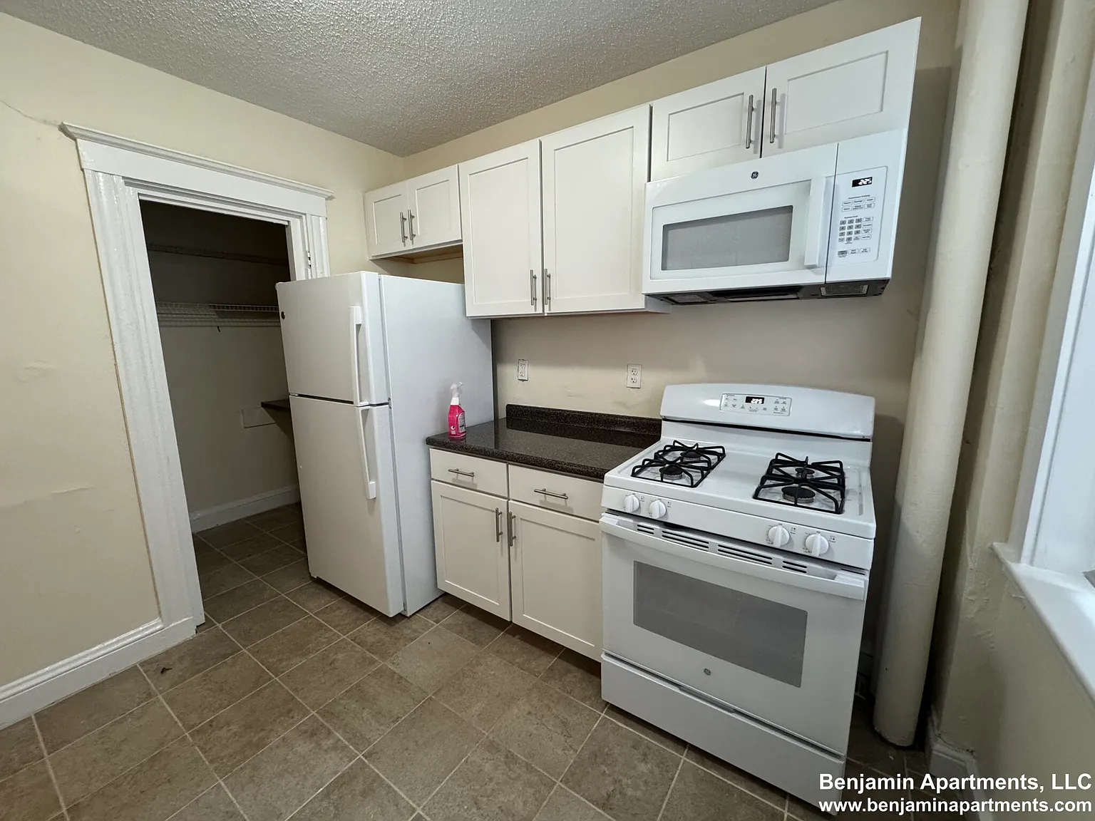 1 bed, $2,575 — Photo 2