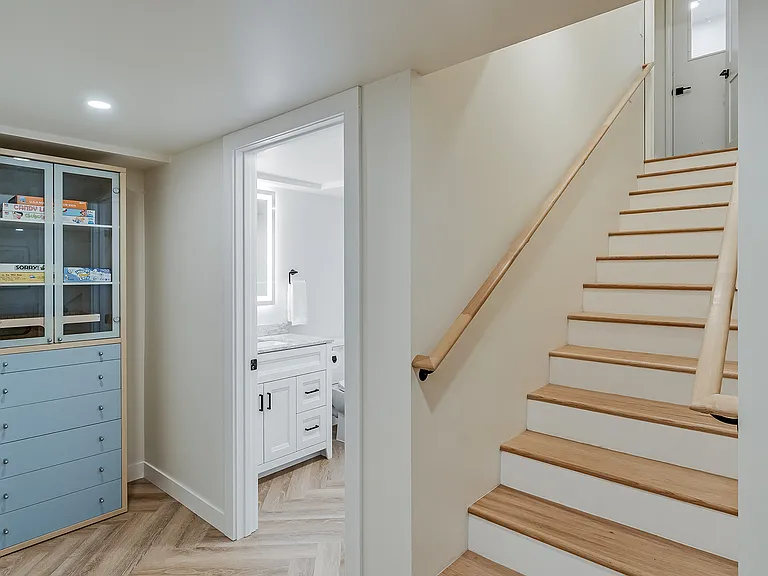 422 Antone St — Photo 13