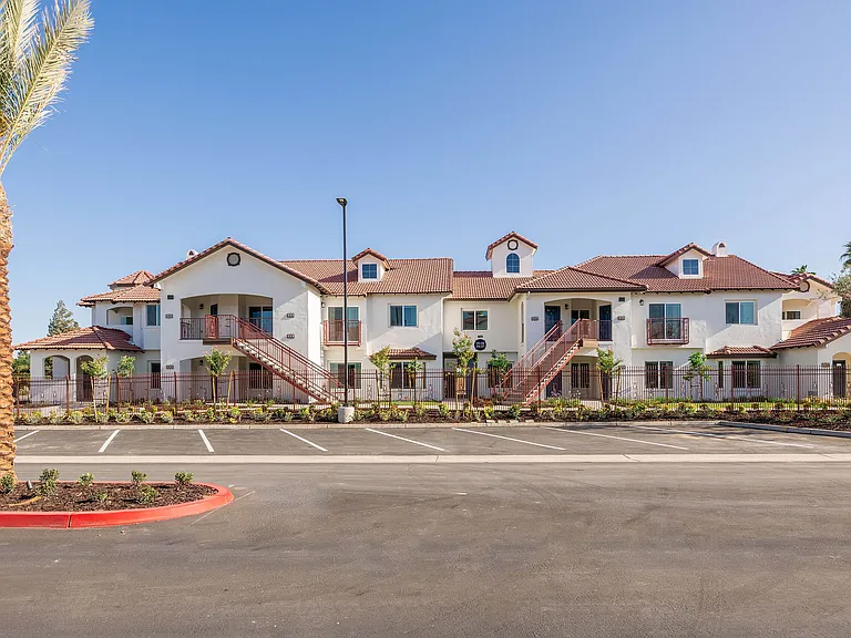 The Villas at Ellis Manor — Photo 61