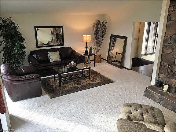 4th image of 1471 Arthur Dr