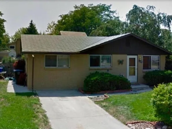 1127 S Gay Dr, Longmont, CO 80501