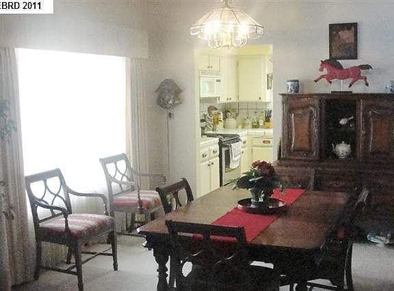 5th image of 4013 Rocky Point Dr