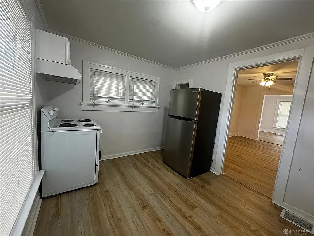 2 bed, 2.0 bath, 1848 sqft, $1,000 — Photo 4