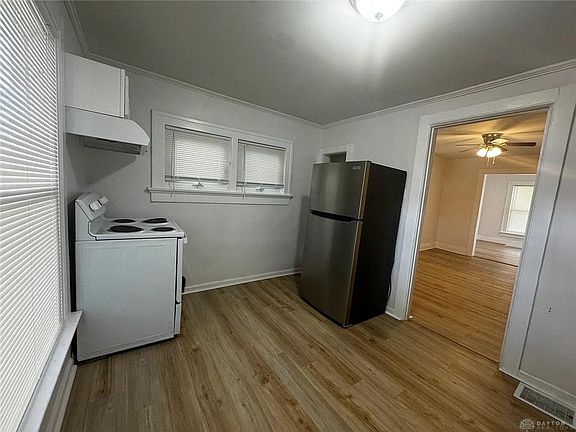 4th image of 333 Pleasant Ave #335