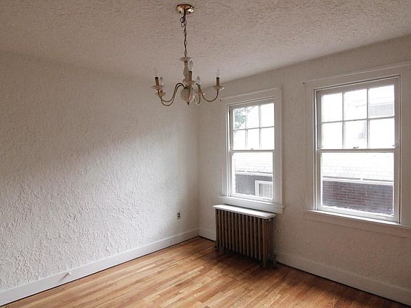 3rd image of 8001 Saint Lawrence Ave
