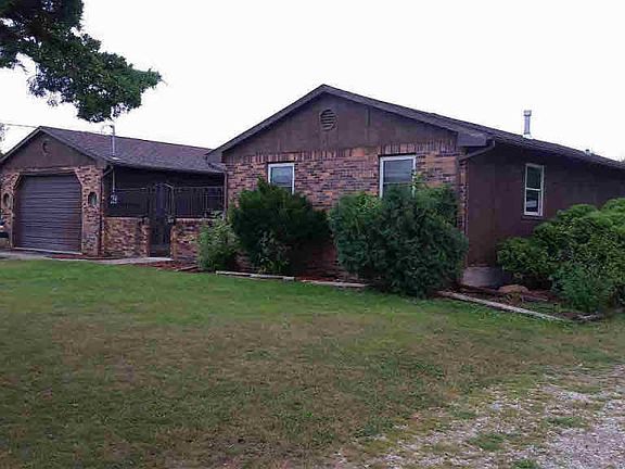 5th image of 744 43rd Avenue Dr