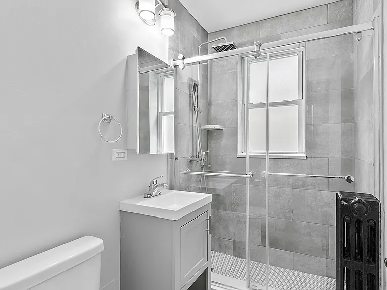 The 1521 Sherwin — Photo 11