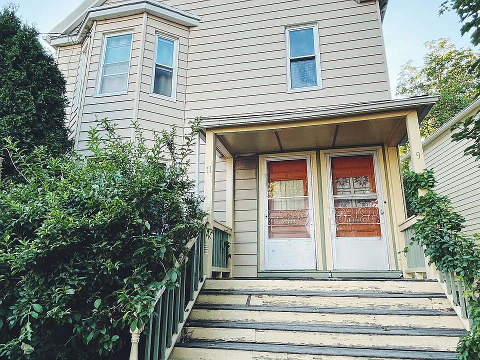11 Appian Way