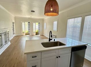 Nestled in the vibrant heart of Los Angeles, CA. This 2 Bedroom 2 Bath Won't Last Long!, Los Angeles, CA 90016