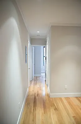 Rented by REAL New York | media 20