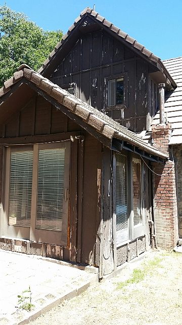 1st image of 22895 Valley View Dr