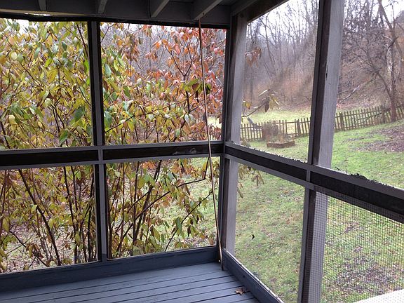 2nd image of 7558 Longmeadow Ln