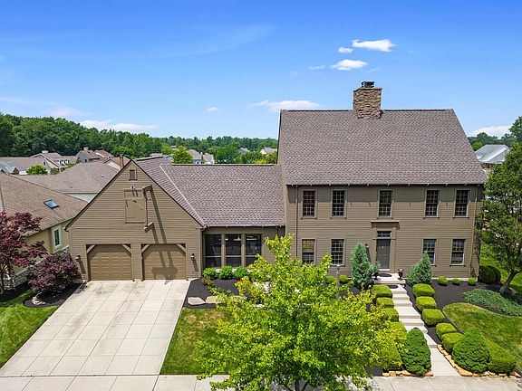 5th image of 444 Sparrow Dr