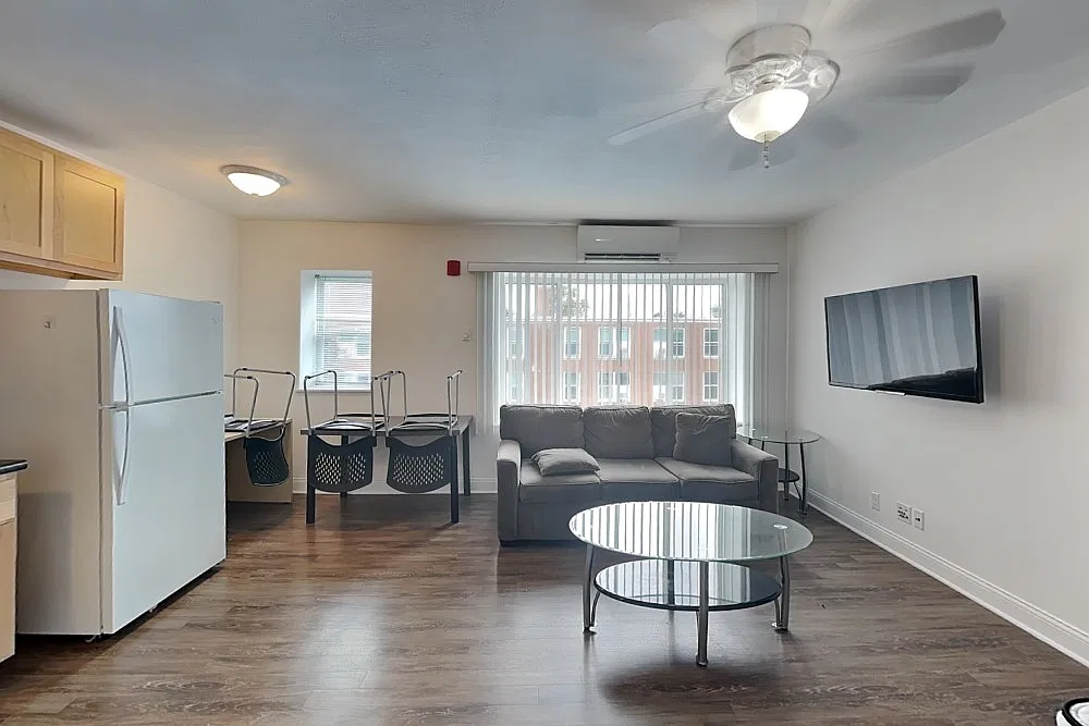 Roland Realty — Photo 1