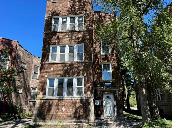 41 W 14th Pl, Chicago Heights, IL 60411