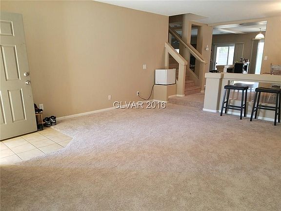 3rd image of 10765 Artesia Wells St