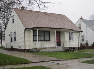 813 90th St, Niagara Falls, NY 14304