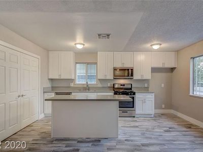 6261 Newville Ave, Las Vegas, NV, 89103