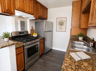 331 Amber Ct APT 9, Upland, CA 91786