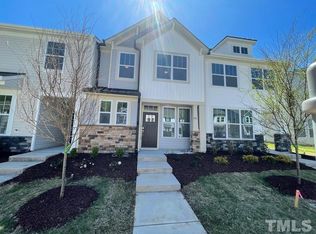 174 Channel Drop Dr, Clayton, NC 27520