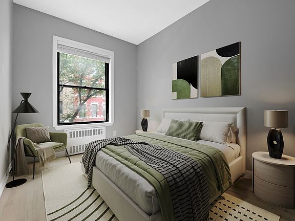 4th image of 75 W 68th St #3A