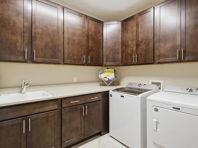 432 Summertime Pl — Photo 27