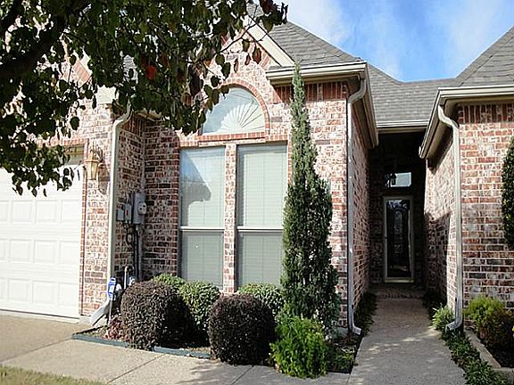 2nd image of 2103 Norwood Ln