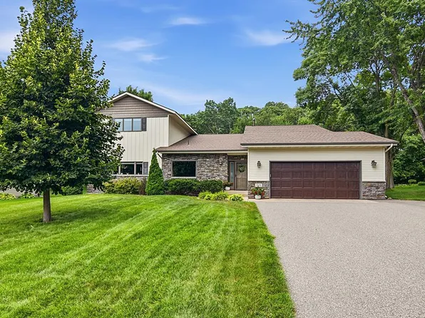 919 Park View Ln, Sartell, MN 56377