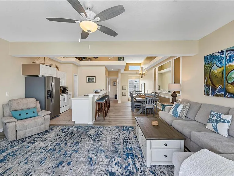 8272 Harborside Cir — Photo 15
