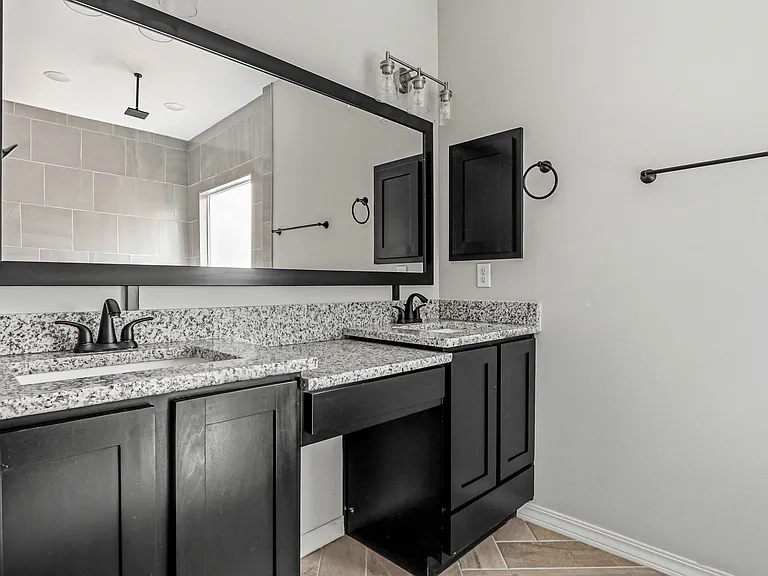 14313 Steve Joyce Pkwy — Photo 31