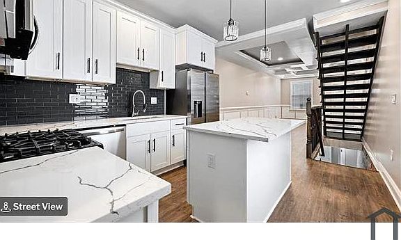 2nd image of 2419 Orleans St