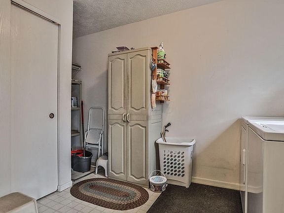 2nd image of 4694 Shalers Dr