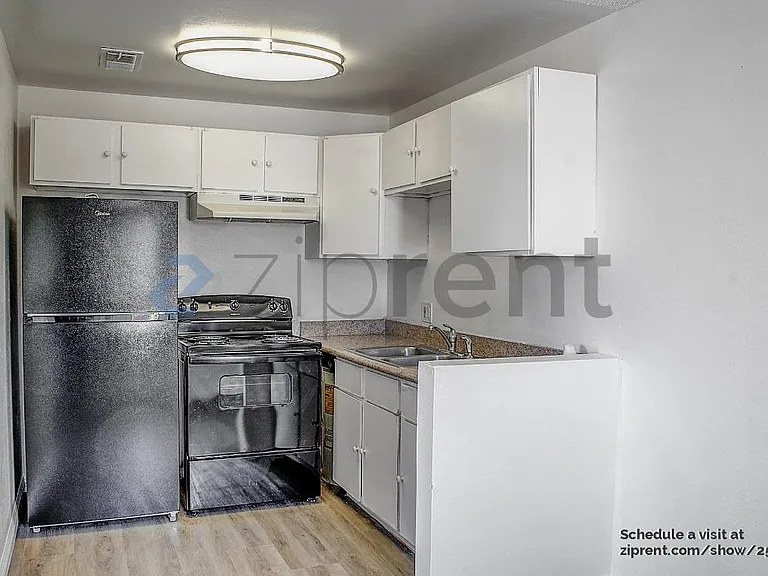 204 Orland St #8 — Photo 3