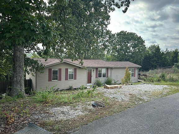2nd image of 123 Mitchell Rd